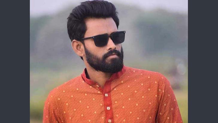 বাইক থেকে পড়ার পর যুবলীগ নেতাকে পিষে মারল প্রাইভেটকার