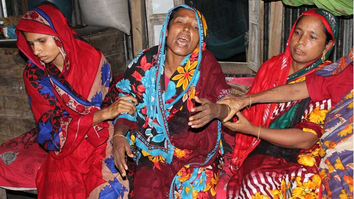 ১০ মাসে নিখোঁজ ৪২ জেলে বঙ্গোপসাগরে ট্রলারে মাছ শিকার করতে গিয়ে।