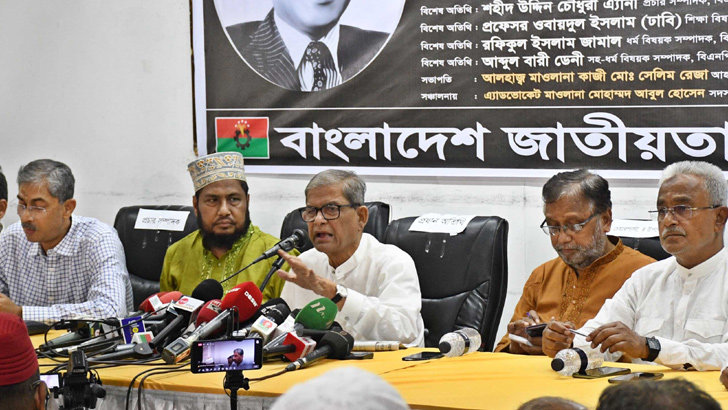 আওয়ামী লীগকে ক্ষমতায় রাখতে বেনজীর সর্বশক্তি নিয়োগ করেছিলেনঃ মিৰ্জা ফখৱুল