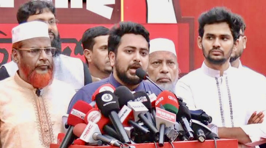 গণভোটের অধিকার চুরি করেছে সরকার: নাহিদ ইসলাম